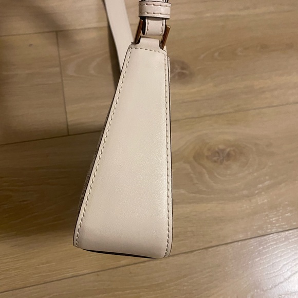 MK Jet Set Crossbody - Picture 3 of 4